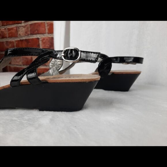 Guess Women's Black Strappy Sandals - Picture 6 of 8